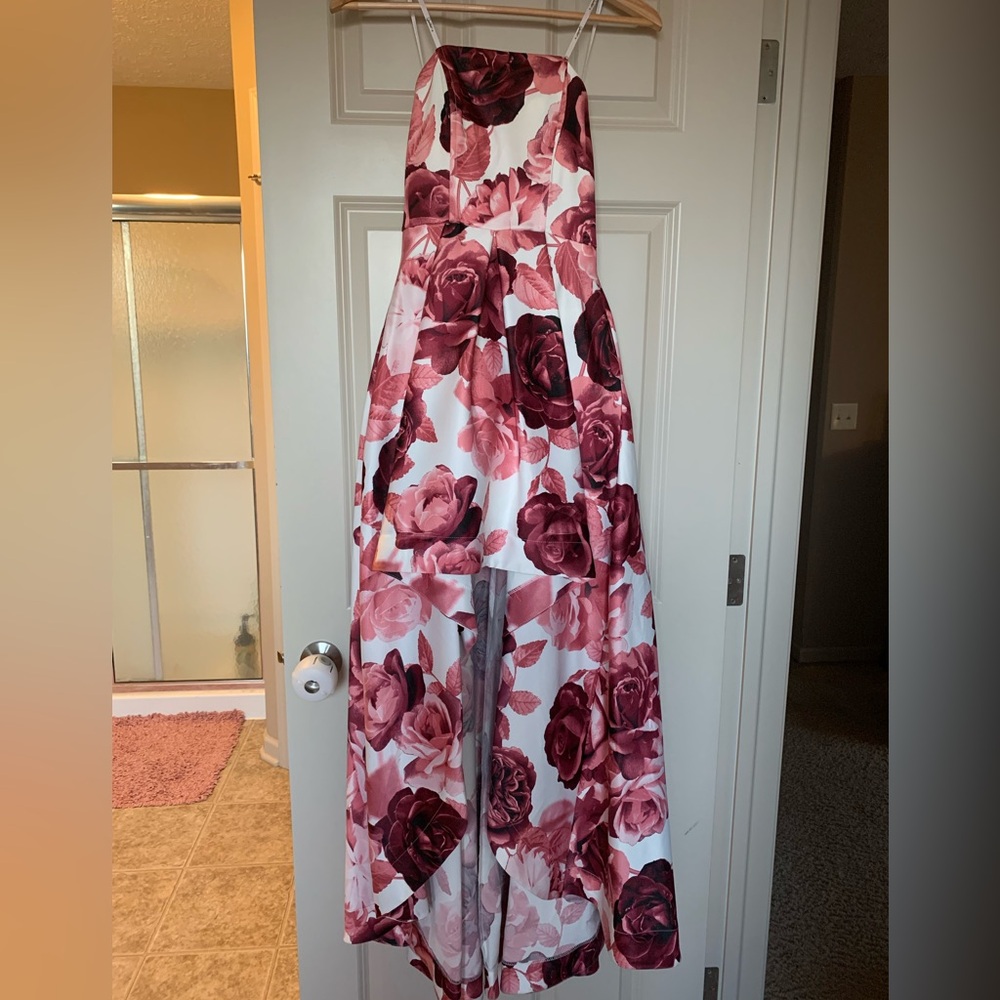 Floral high-low dress, size 5